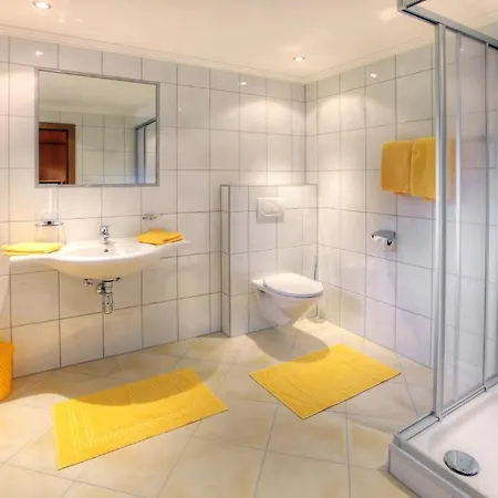 Jaegerhof Apartman *